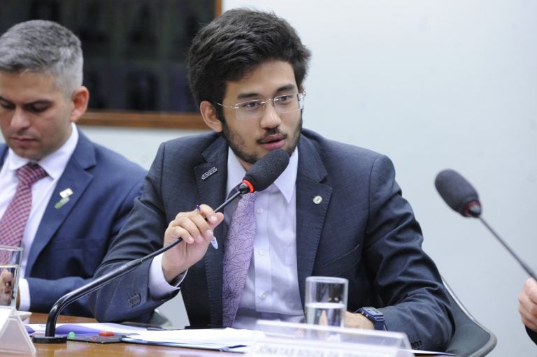 Relator rebate críticas e anuncia mudanças em projeto sobre licenciamento ambiental
