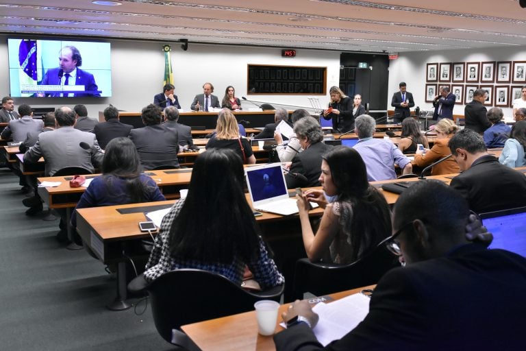 Nova versão de projeto de licenciamento ambiental divide opiniões